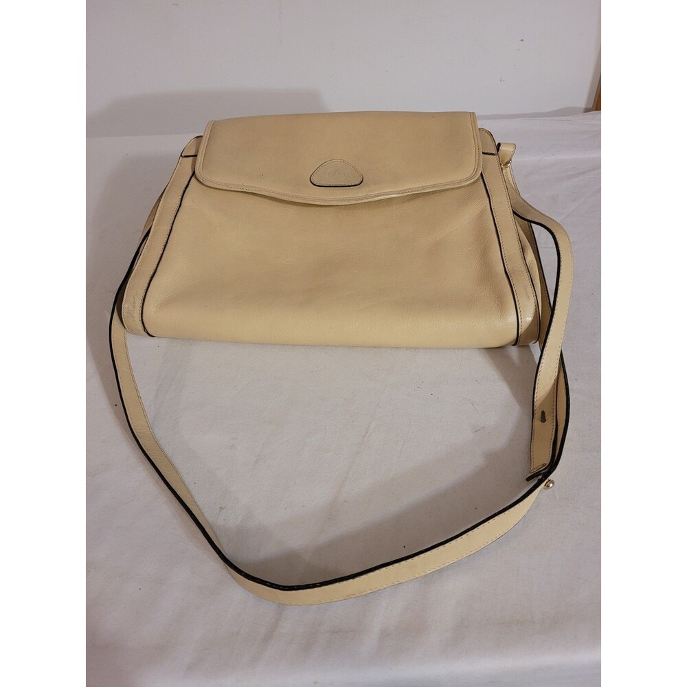 Made In Italy Aldana Ivory Leather Shoulder Purse Gold Accents Dark Trim